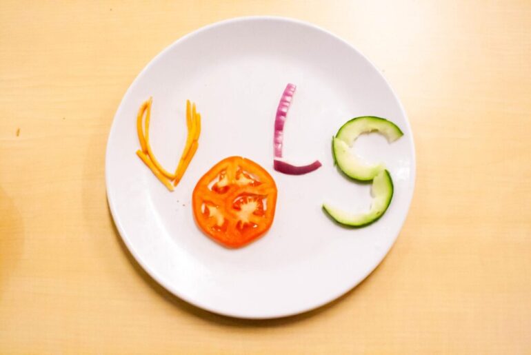 Nutrition, food science students share why nutrition is key to mental health – The Daily Beacon