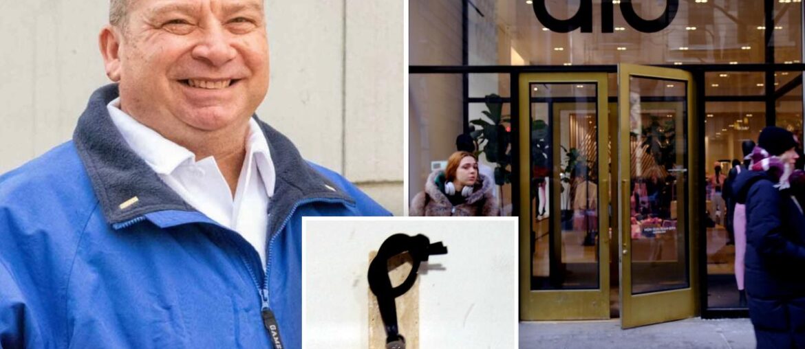 Veteran police officer arrested for stealing $275 trinket: NYPD