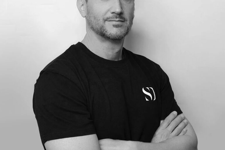 Fashion’s Go-to Trainer Just Made Fitness Travel-friendly