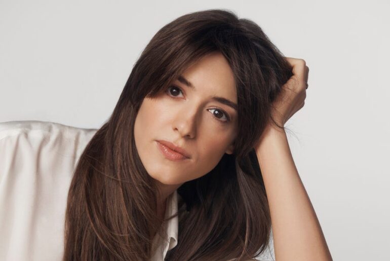 Daisy Edgar Jones on the Reformulation of Estée Lauder’s Double Wear Foundation