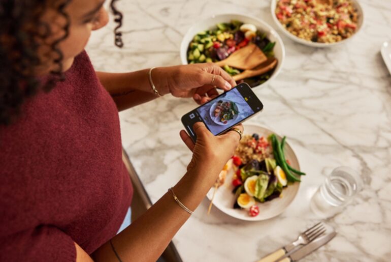Dexcom rolls out new meal logging and daily insights to Stelo CGM users