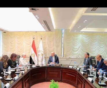 Education min, WFP Egypt office director discuss enhancing partnership in school nutrition programs