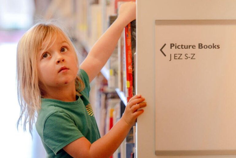 Librarians could lose immunity to criminal charges over "harmful materials" under Georgia bill