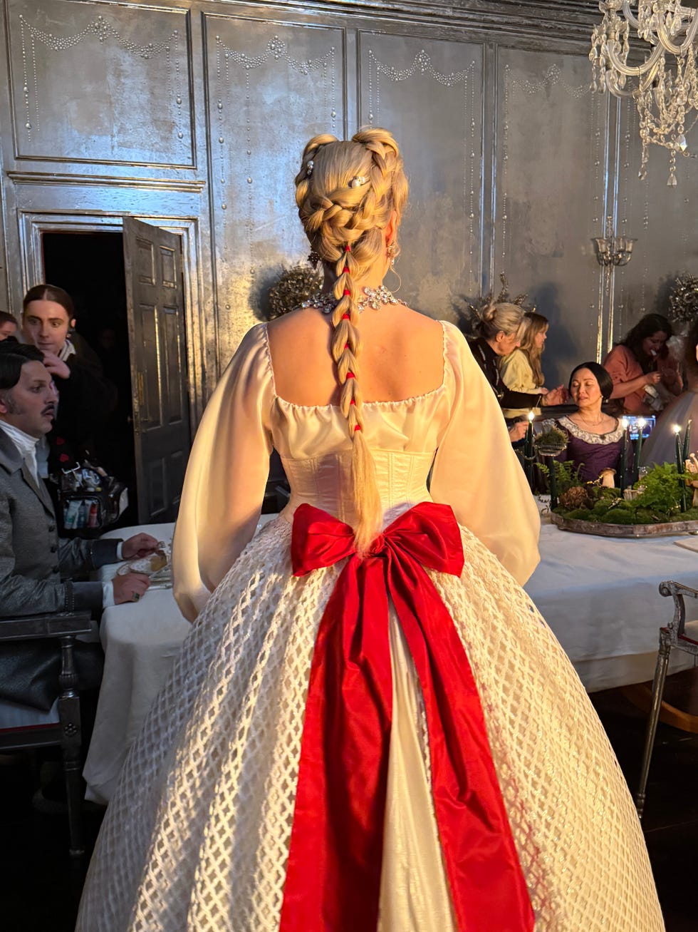 margot robbie wuthering heights beauty