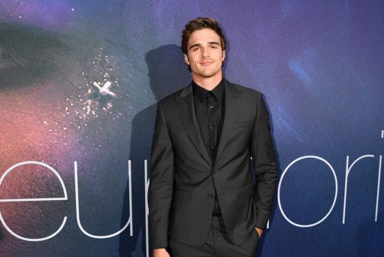 The Hard-Hitting 40:20 Workout That Keeps Jacob Elordi Jacked