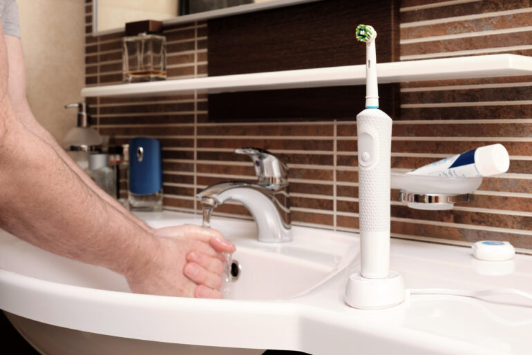 5 Cheap Beauty Gadgets Actually Worth Buying