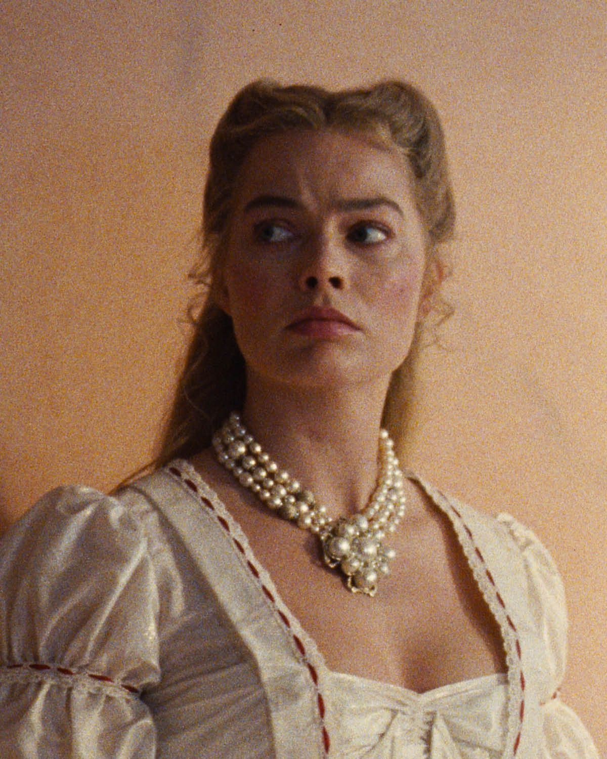 darkromance makeup and hair margot robbie from wuthering heights