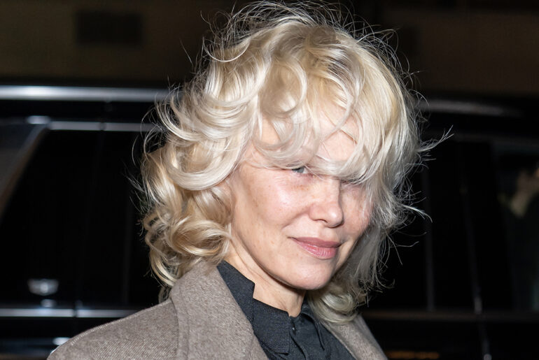 Why the Cool-Girl Cut Is Trending