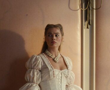 7 Bonkers Beauty Messages You Might Have Missed In Wuthering Heights