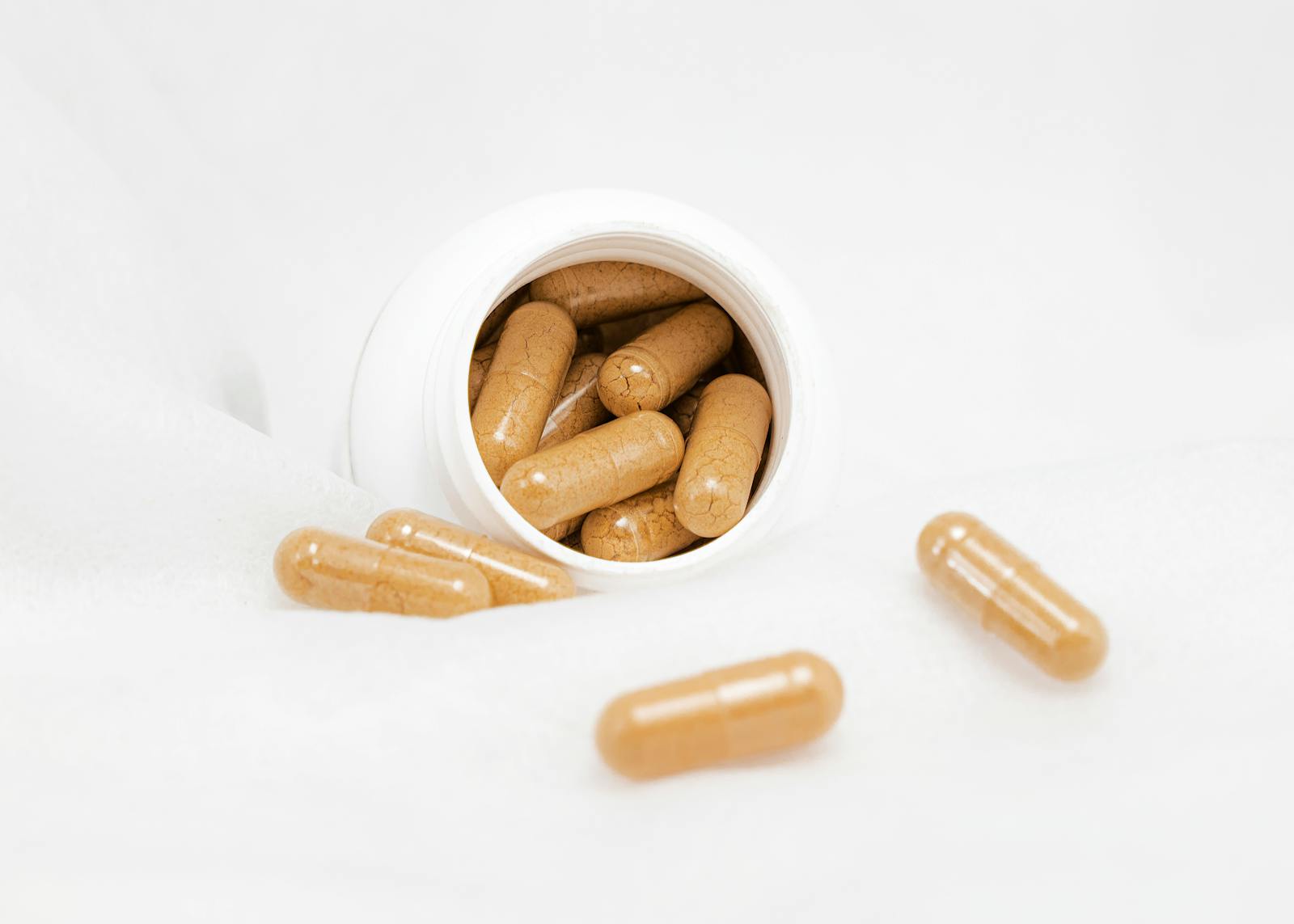 vitamin E supplement capsules