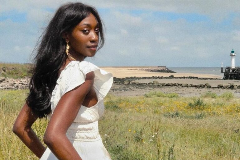 13 Best Beauty Items to Achieve the Brontë-Core Look