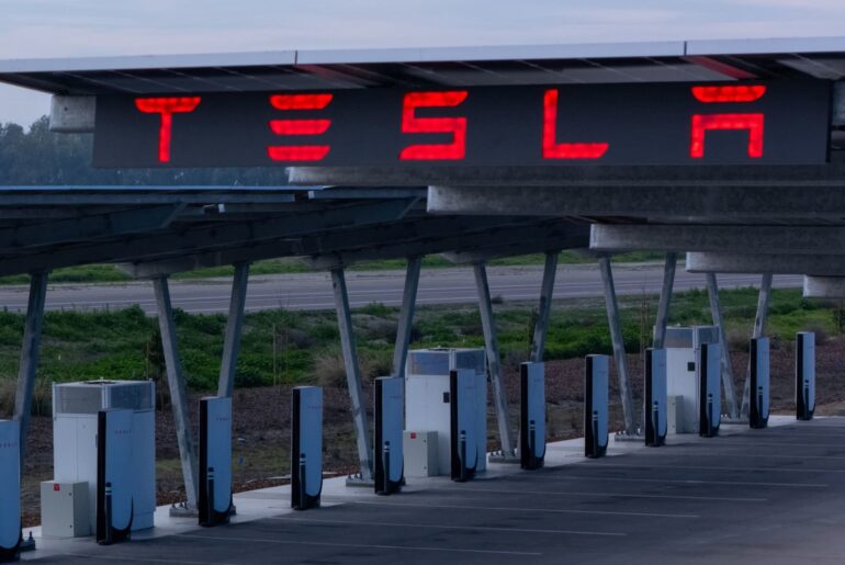 Wednesday top stocks by analyst calls