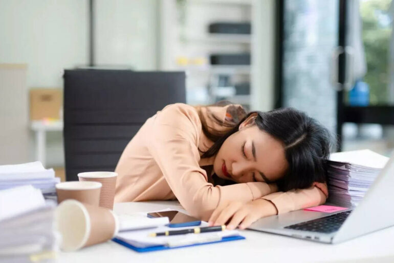 "Your vitamin D is normal, but you still feel tired?" Doctors explain the hidden deficiencies most blood tests miss