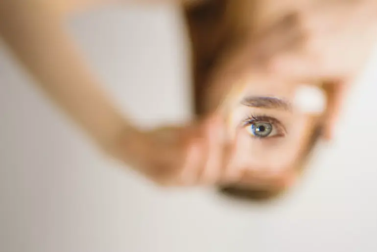 Association between the use of fitness trackers, perfectionism, motivation and anxiety in athletes