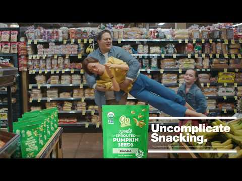 Go Raw's campaign spots dramatize a moment nearly every snack-loving individual has lived: the mental freeze that sets in when choosing a snack becomes unexpectedly overwhelming.