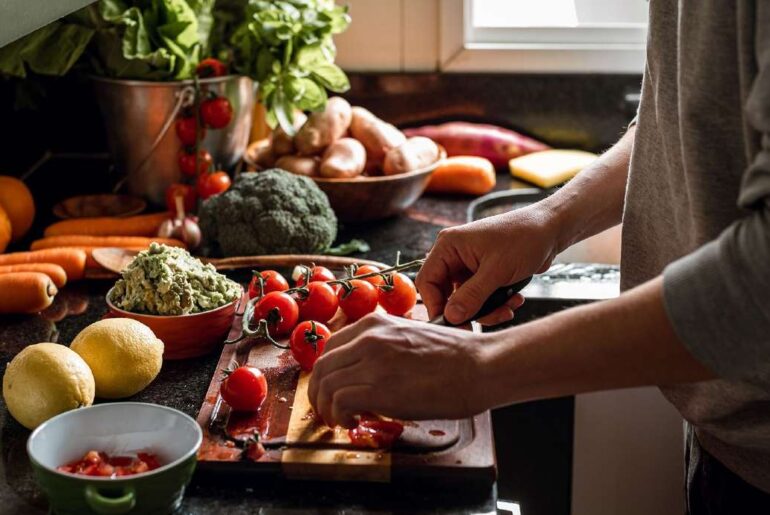 Should you try the 75 Hard challenge? Experts warn the risks may outweigh the benefits