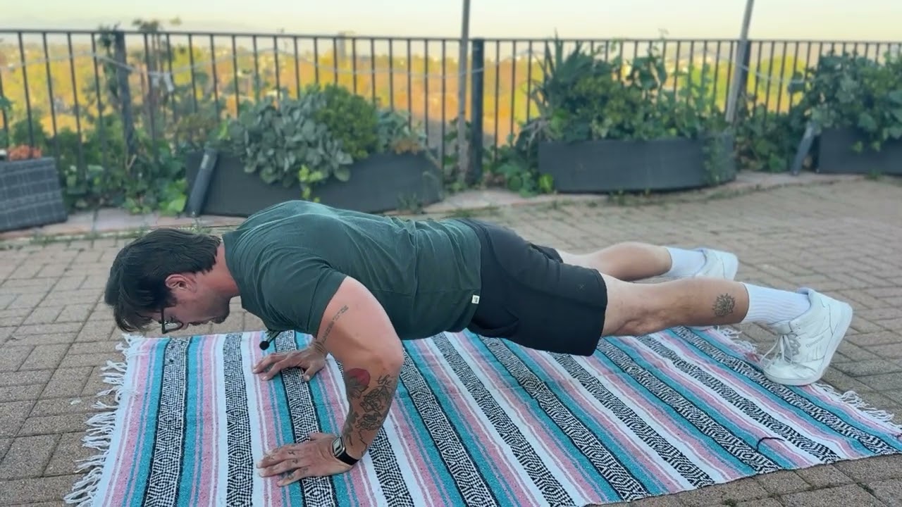 How to do proper Pushups - YouTube