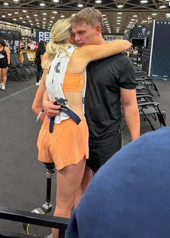 Kennedy Bingham hugging her husbandCredit: Kennedy Bingham