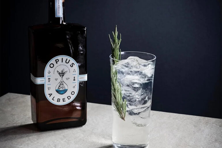 7 Non-Alcoholic Spirits With Functional Ingredients for Wellness-Minded Drinkers to Try