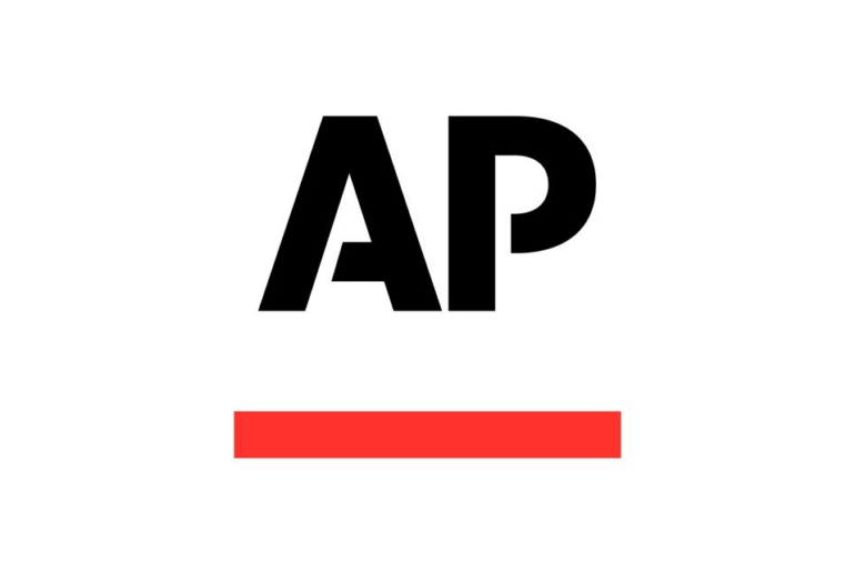 California leads push to add key vitamin to corn tortillas, aimed at reducing Latino birth defects