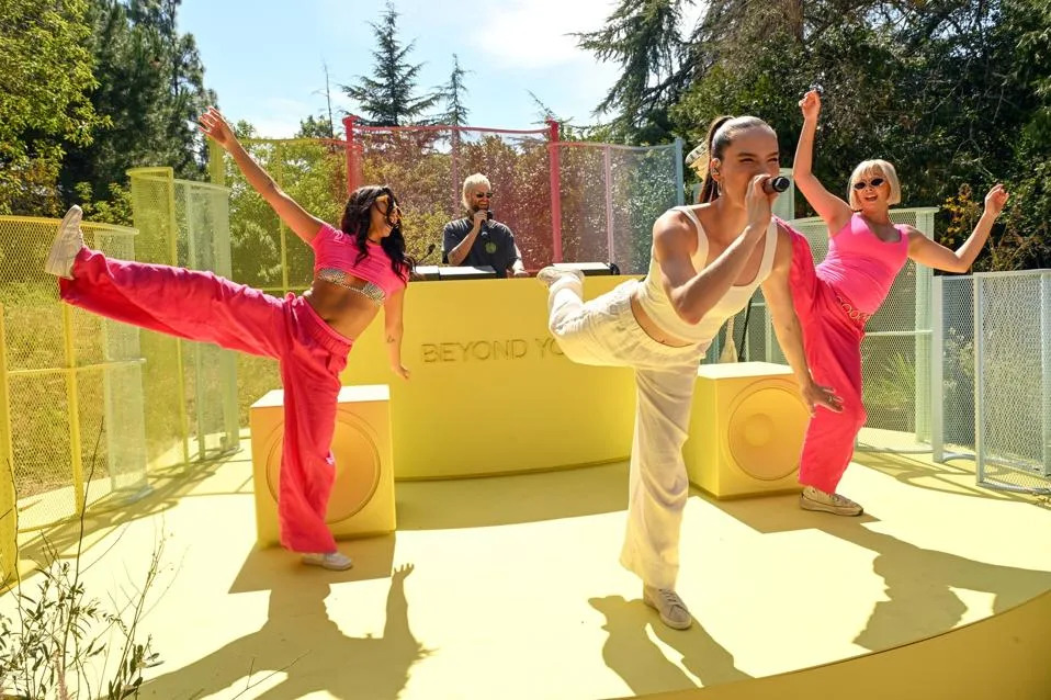 Beyond Yoga Celebrates the Spring Equinox with “Seek Beyond: Open Air” Featuring SOFI TUKKER
