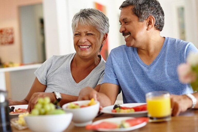 Nutrition after 60: 10 habits that support healthy aging and independence