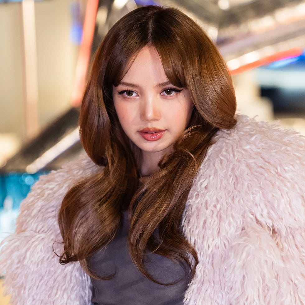 lisa of blackpink pop up for her album "alter ego"