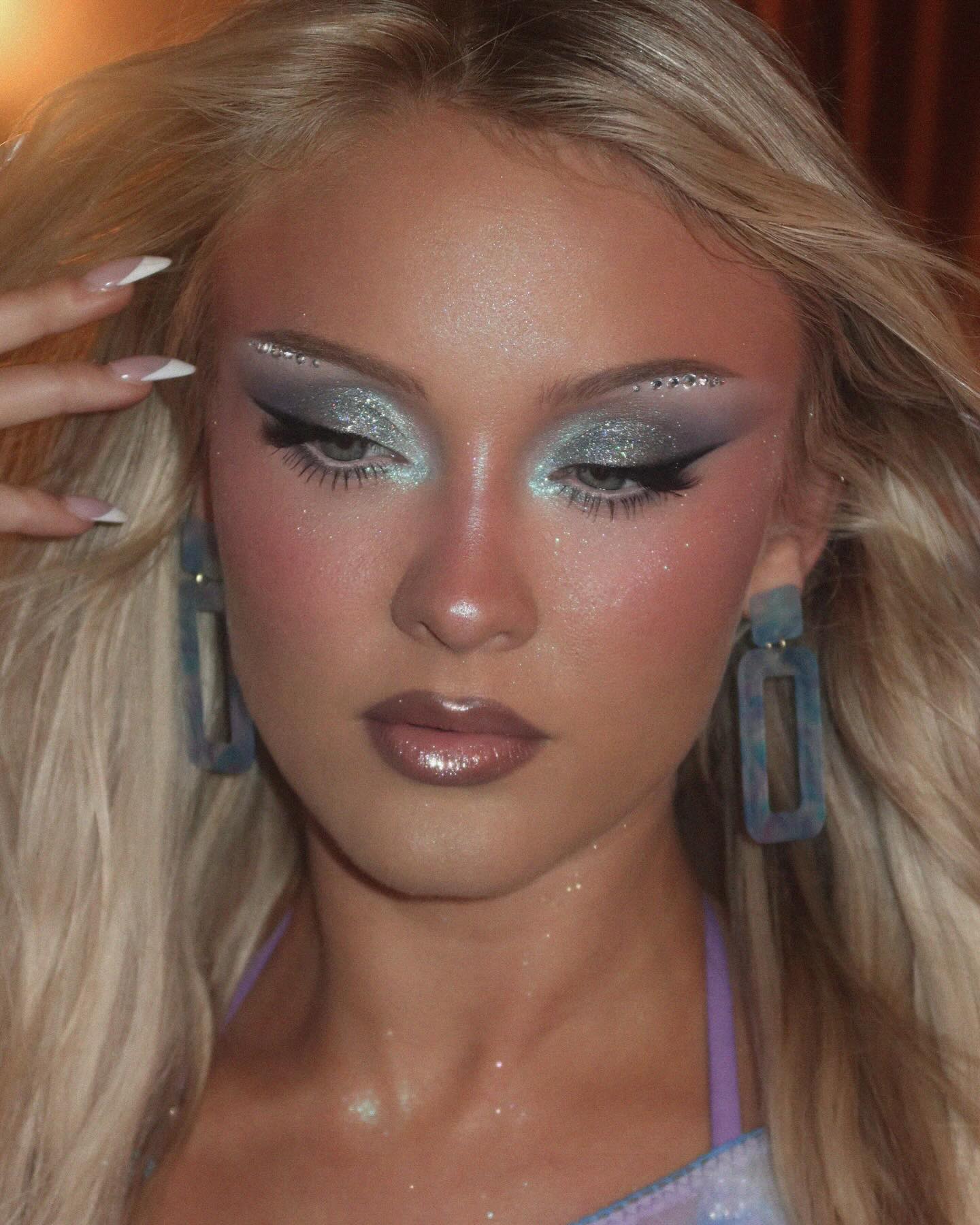 Zara Larsson wearing frosted makeup by Sophia Sinot