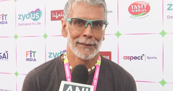 Fitness icon Milind Soman attends Zydus Pinkathon 2026, urges women to prioritize health