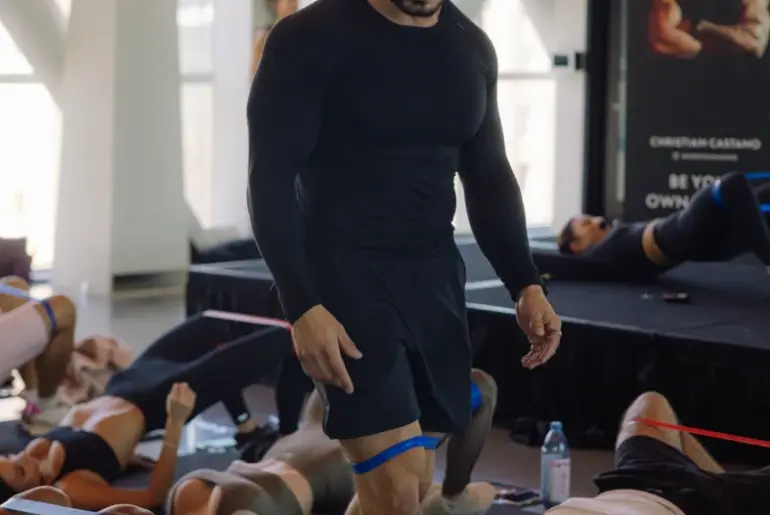 W Hotels Hosts Immersive Fitness Events in Hollywood, Scottsdale