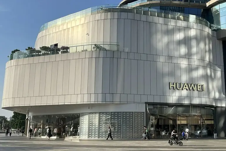 Italian MEP rejects bribery allegations in Huawei corruption scandal – Follow the Money