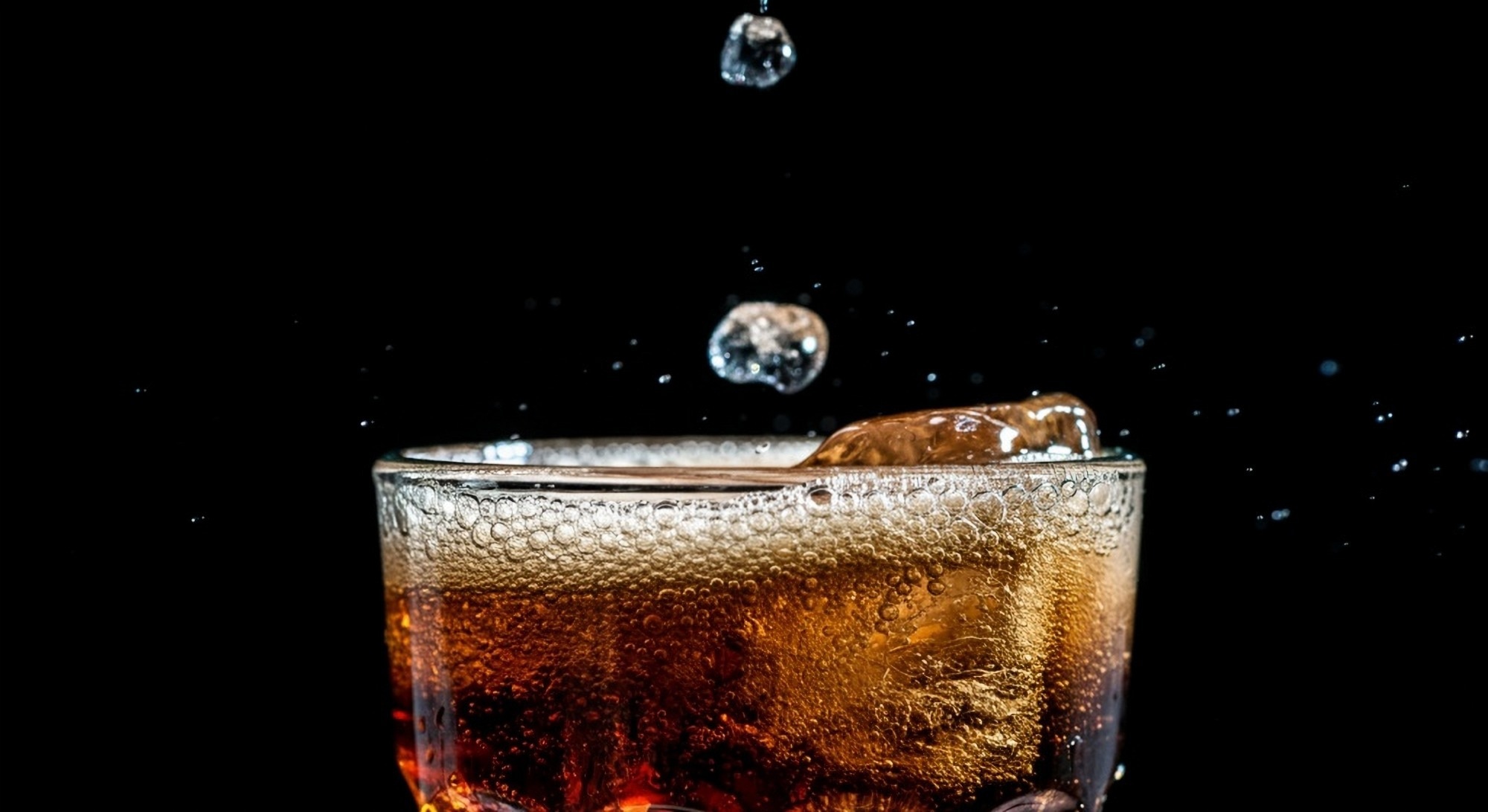 Gut dysbiosis and immune dysfunction induced by chronic cola replacement of water in rats: not just a sugar problem