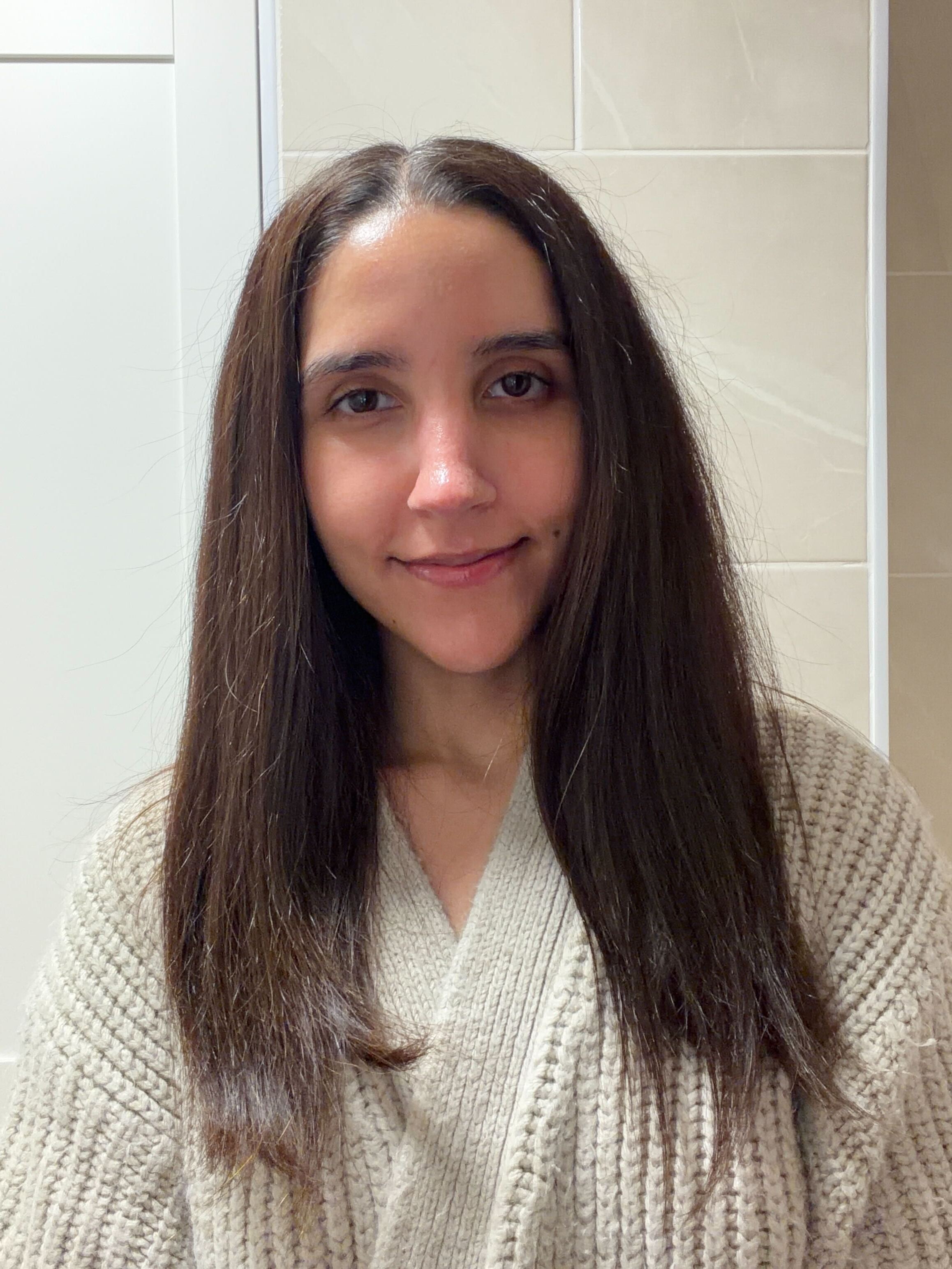 Humaa after using the GHD Glide hot brush