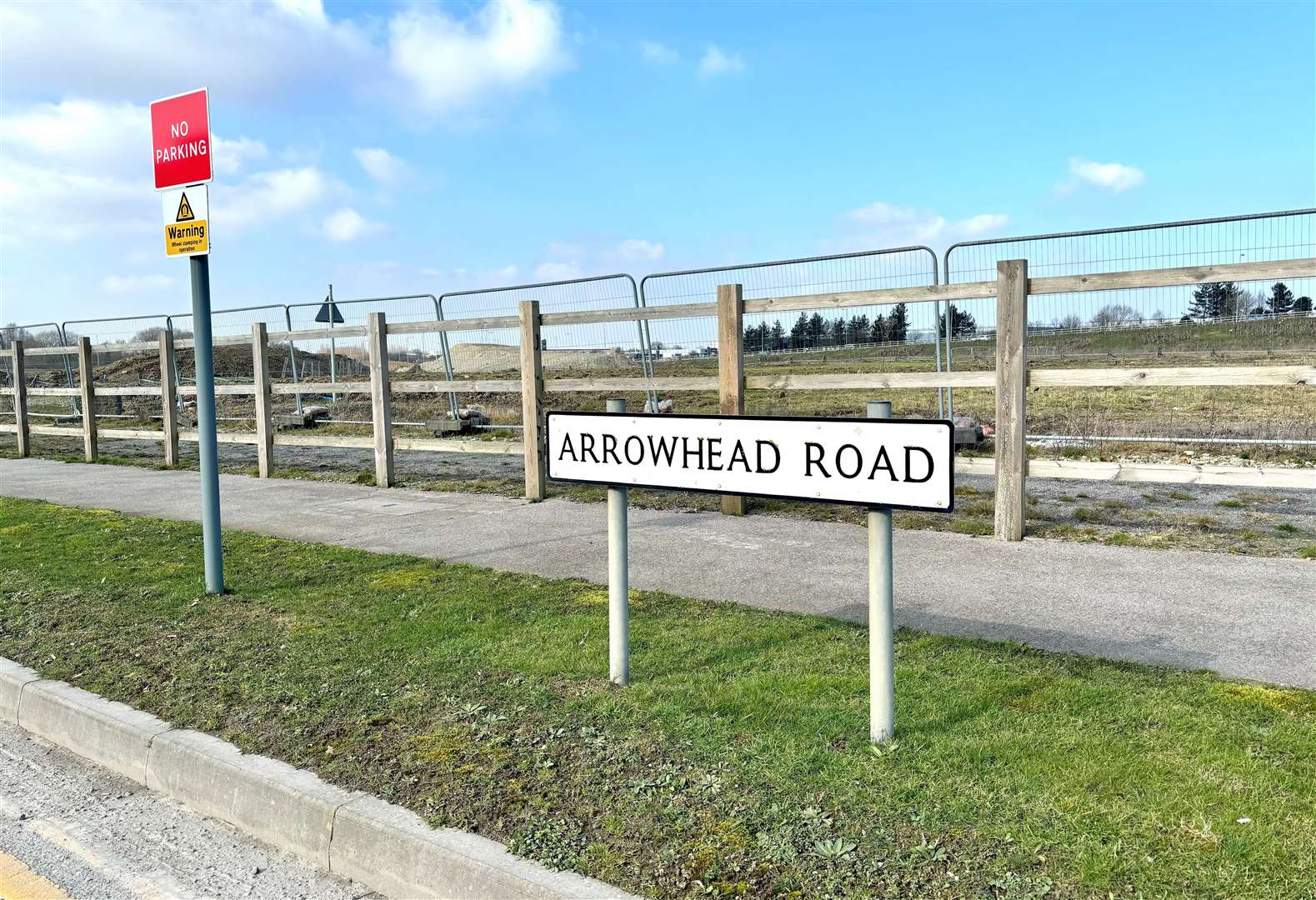 David Lloyd's Ashford site is in Arrowhead Road