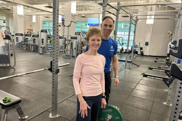 How a Fairfax Co. woman secured a new national powerlifting record