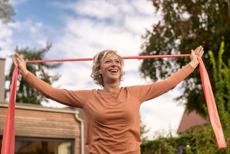 Hip-strengthening exercises, recommended by 64-year-old PT