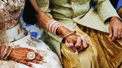 Fitness coach Sanya Wadhera says that after marriage, hold each other accountable – it's not about being perfect, it's about being healthy together. (Freepk)