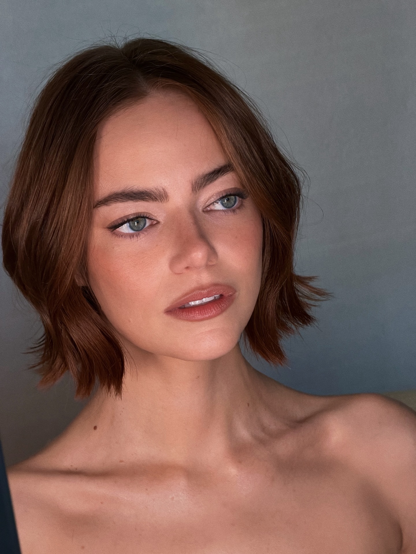 Emma Stone blurred lip liner trend