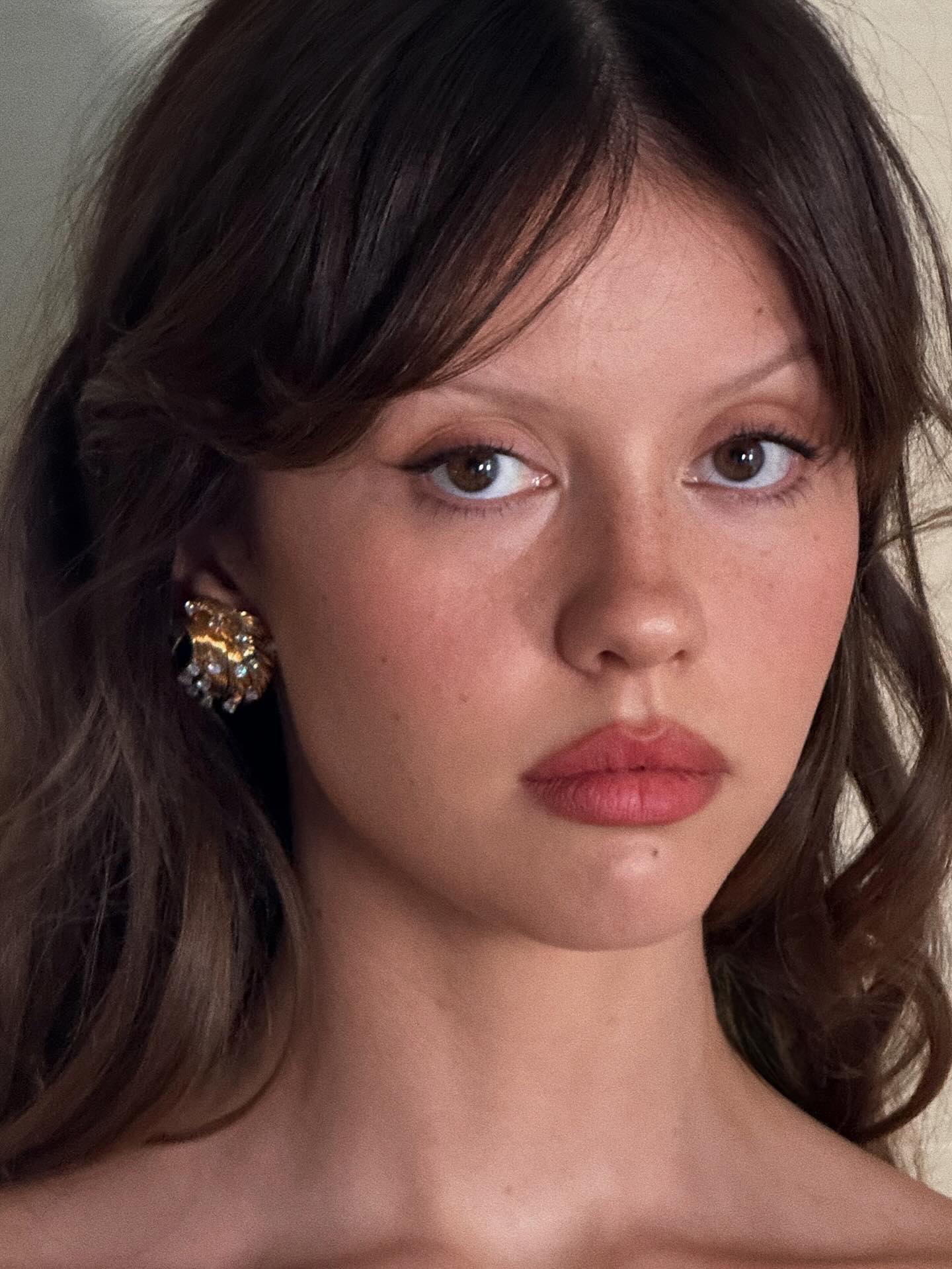 Mia Goth blurred lip liner trend