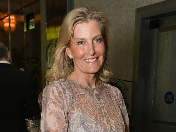 kristin scott thomas brows