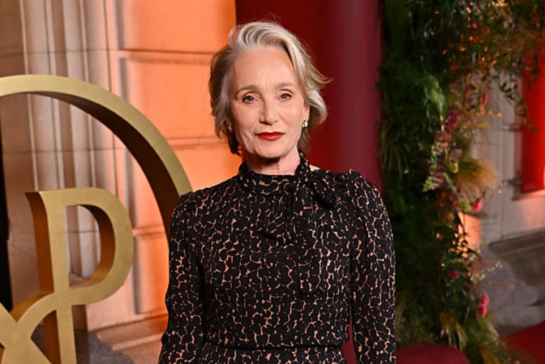 Kristin Scott Thomas shows how a ‘microblading’ brow transforms your face at 65