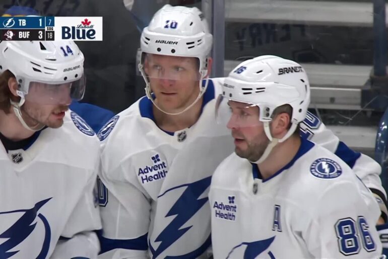 Perry backhands a beauty