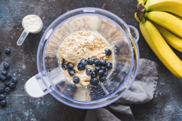 The 5 Best Things to Mix With Creatine – for Better Absorption and Results