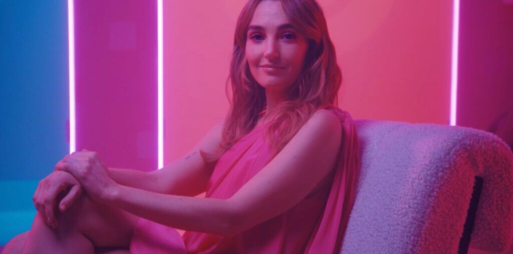 Chloe Fineman x Olly