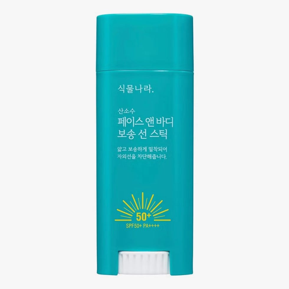 <p><strong>Oxygen Water Face & Body Sun Stick SPF50</strong></p>