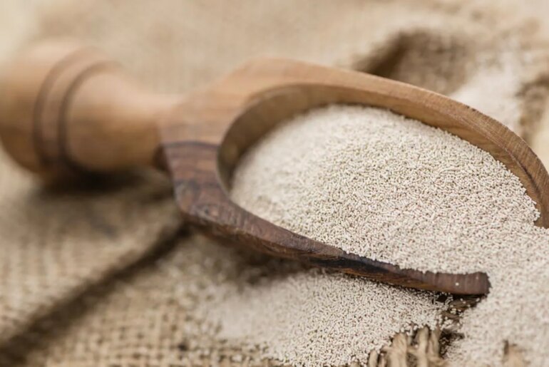 Low Vitamin B12? Nutritionist Recommends One Spoon Of Nutritional Yeast Daily To Boost Levels