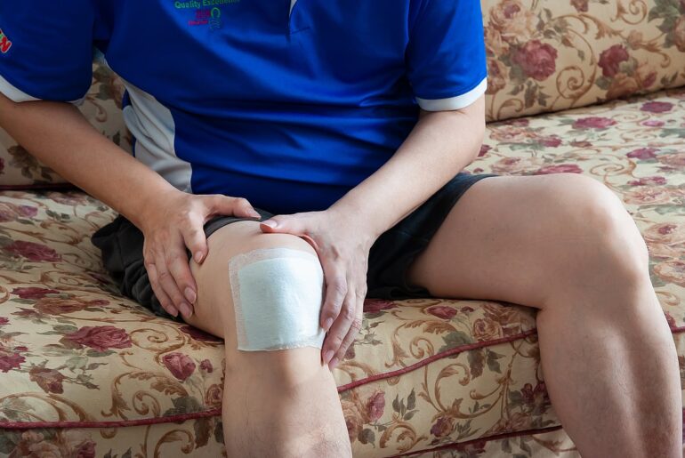 Scientists Discover Bacteria That Hinder Wound Healing by Suppressing Immune System