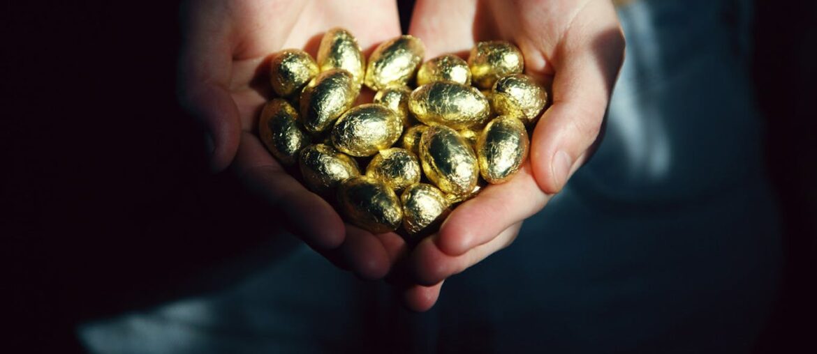 Is dark chocolate healthier than milk chocolate? 2 dietitians explain