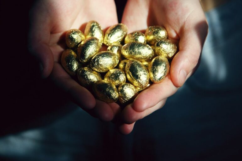 Is dark chocolate healthier than milk chocolate? 2 dietitians explain