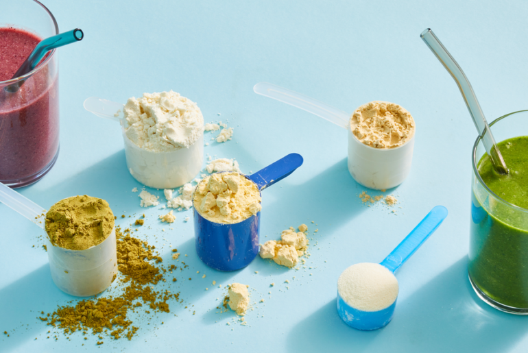 9 Best Protein Powders for Women, According to Dietitians